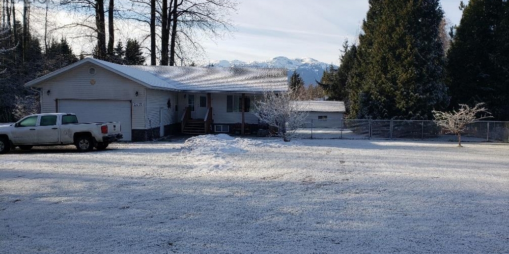 2455 KRESTON STREET Terrace Photo 9 2455 KRESTON STREET Terrace Photo 9